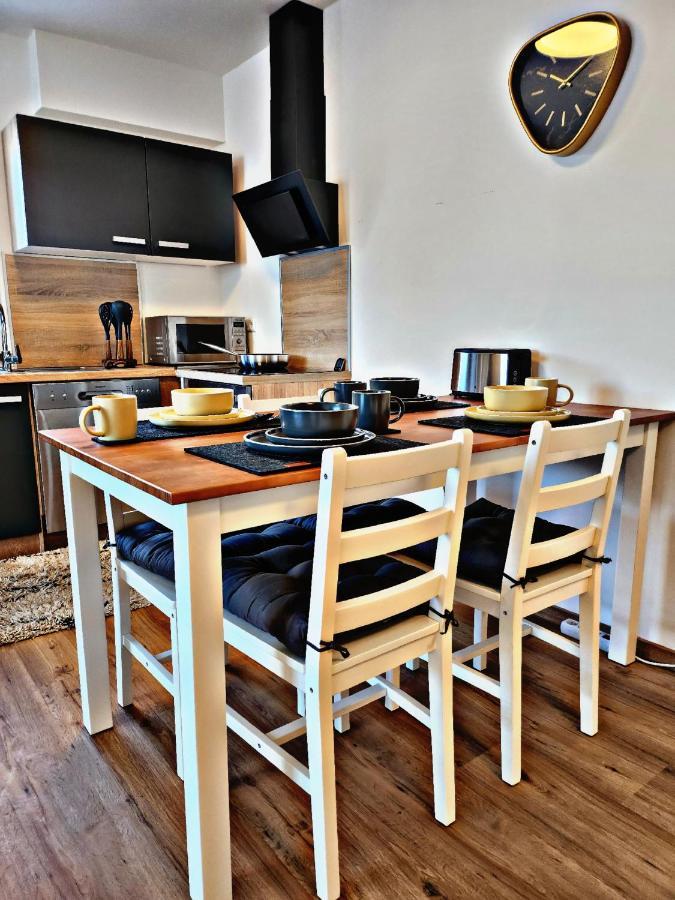 Lions Place Premium Apartments Comfort Optionaler Zugang Zum Spa- Bereich Heidenheim an der Brenz Luaran gambar
